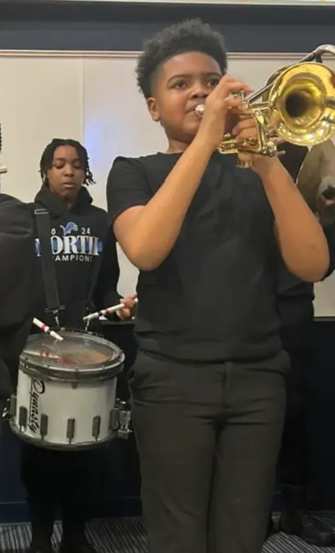 11431